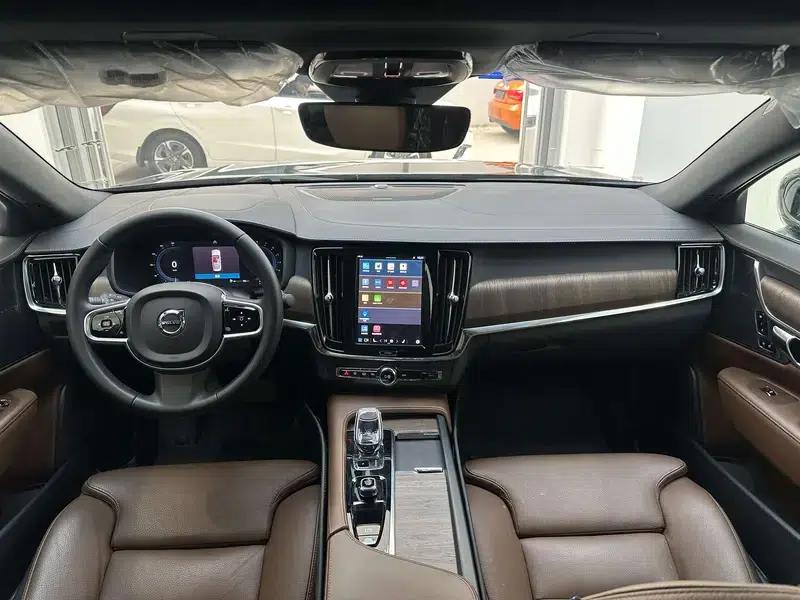 2025 Volvo S90 B5 Inscription Luxury Edition — миниатюра 17