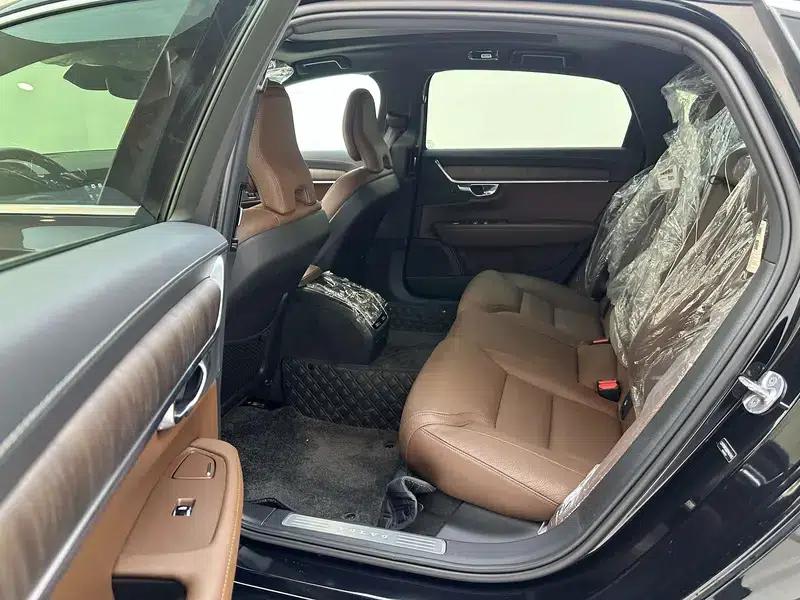 2025 Volvo S90 B5 Inscription Luxury Edition — миниатюра 21
