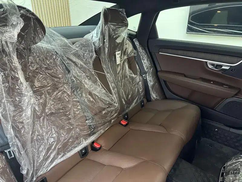 2025 Volvo S90 B5 Inscription Luxury Edition — миниатюра 22