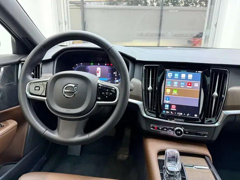 2025 Volvo S90 B5 Inscription Luxury Edition — миниатюра 18