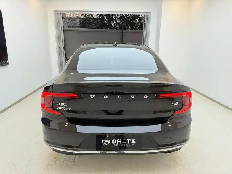 2025 Volvo S90 B5 Inscription Luxury Edition — миниатюра 4