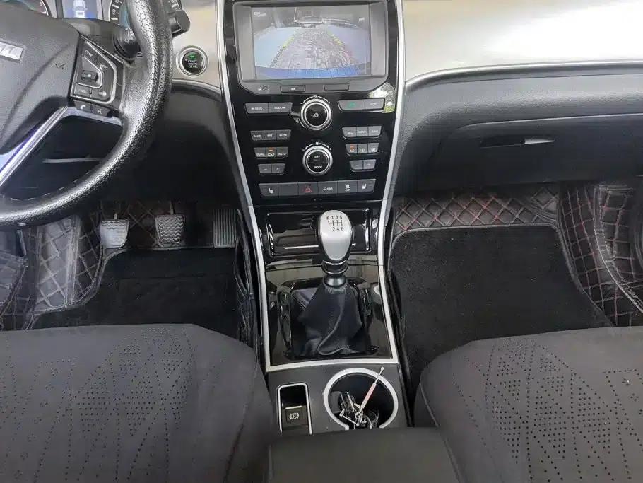 Haval H2 2016 Red Label 1.5T Manual 2WD Luxury — миниатюра 16