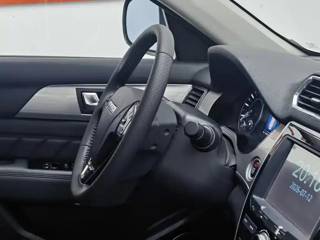 Haval H2 2016 Red Label 1.5T Manual 2WD Luxury — миниатюра 22