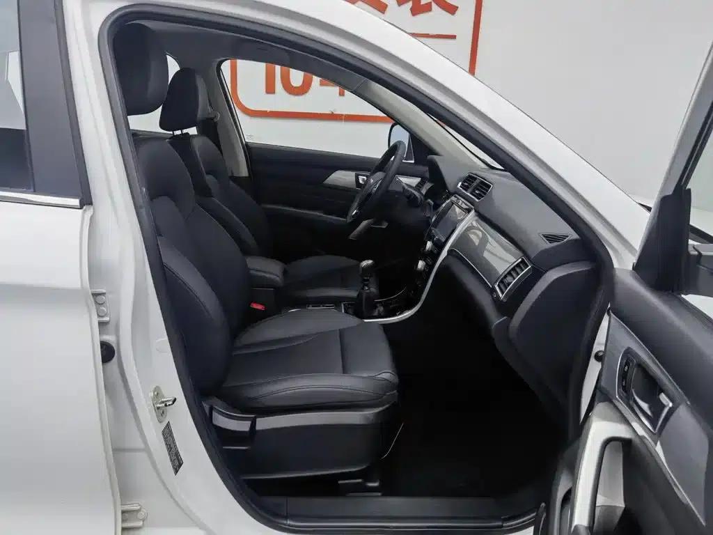 Haval H2 2016 Red Label 1.5T Manual 2WD Luxury — миниатюра 23
