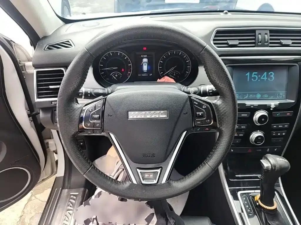 Haval H2 2016 Red Label 1.5T Automatic Two-Wheel Drive Luxury Edition — миниатюра 11