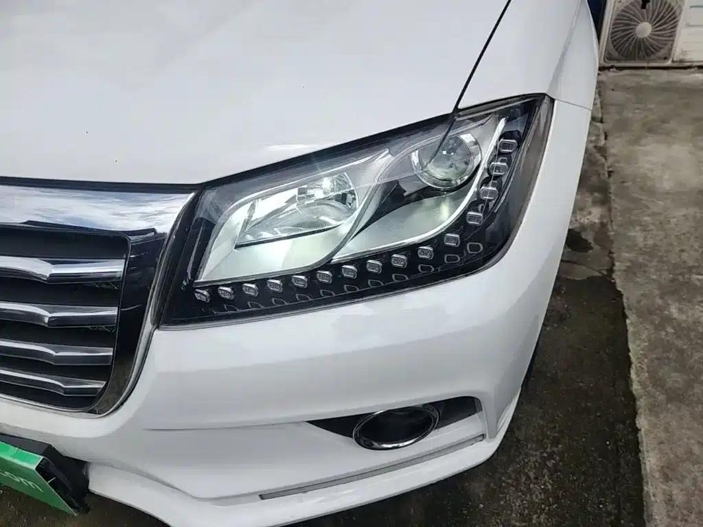 Haval H2 2016 Red Label 1.5T Automatic Two-Wheel Drive Luxury Edition — миниатюра 24