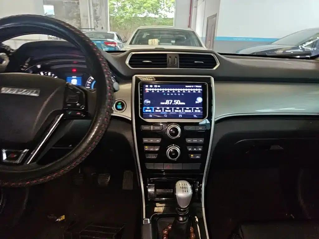 Haval H2 2017 Red Label 1.5T Manual 2WD Comfort Model — миниатюра 13