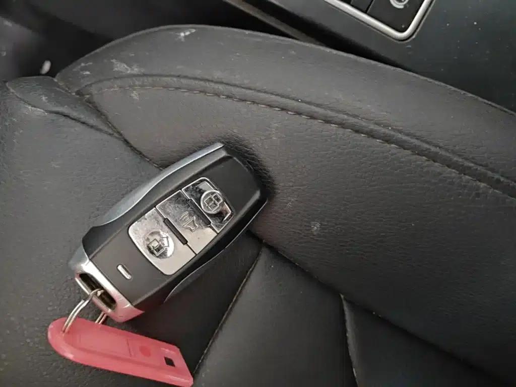 Haval H2 2016 Red Label 1.5T Automatic Two-Wheel Drive Luxury Edition — миниатюра 9