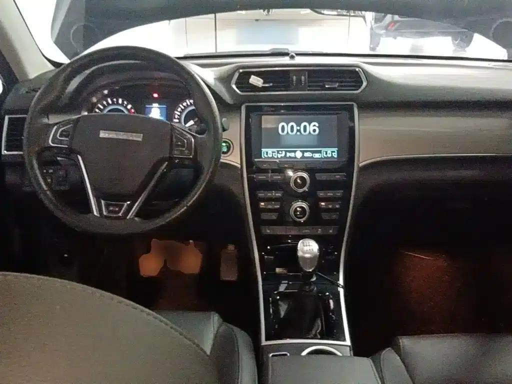 Haval H2 2017 Red Label 1.5T Manual 2WD Luxury — миниатюра 10