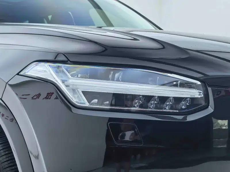 2020 Volvo XC90 T6 AWD Inscription Luxury Edition 7-seater — миниатюра 13