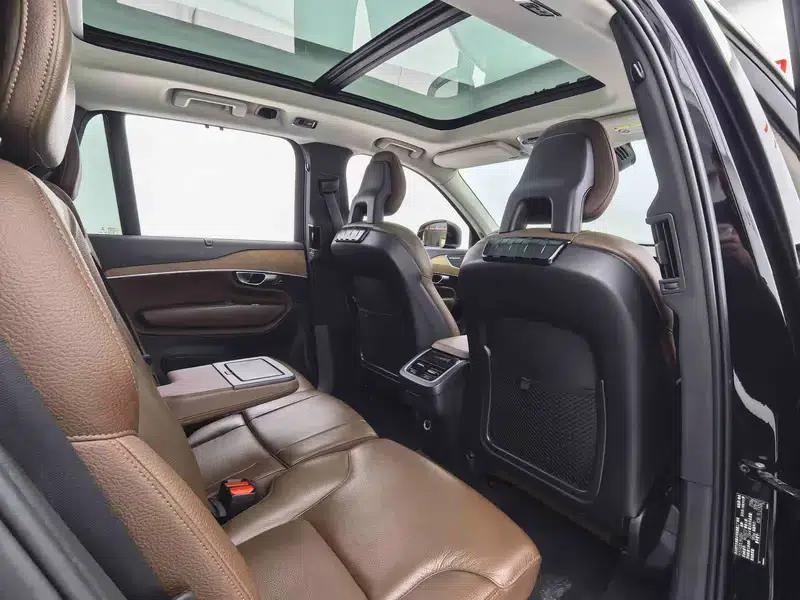 2020 Volvo XC90 T6 AWD Inscription Luxury Edition 7-seater — миниатюра 34