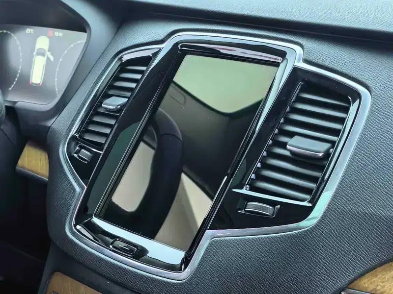 2020 Volvo XC90 T6 AWD Inscription Luxury Edition 7-seater — миниатюра 10