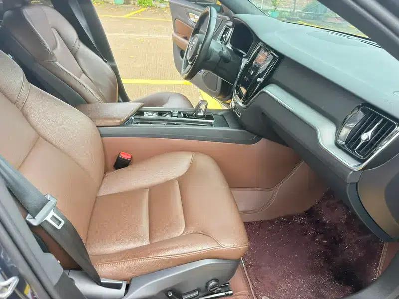 2022 Volvo S60 B4 Smart Luxury Edition — миниатюра 9