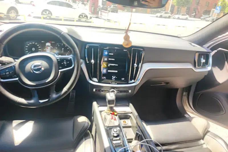 2021 Volvo S60 T4 Smart Sport Edition — миниатюра 12
