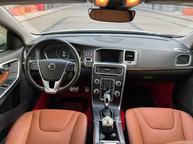 2019 Volvo S60 S60L T3 Smart Edition — миниатюра 13