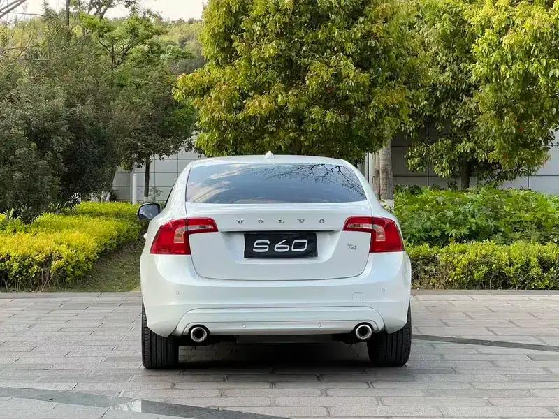 2019 Volvo S60 S60L T3 Smart Edition — миниатюра 6