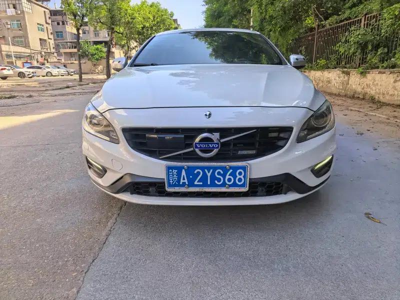 2015 Volvo S60 (Imported) T5 Sport Edition — миниатюра 2