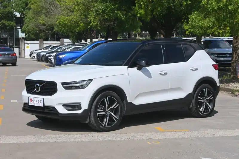 2020 Volvo XC40 T4 AWD Inscription Sport Edition — миниатюра 1