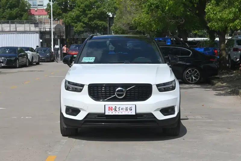 2020 Volvo XC40 T4 AWD Inscription Sport Edition — миниатюра 2