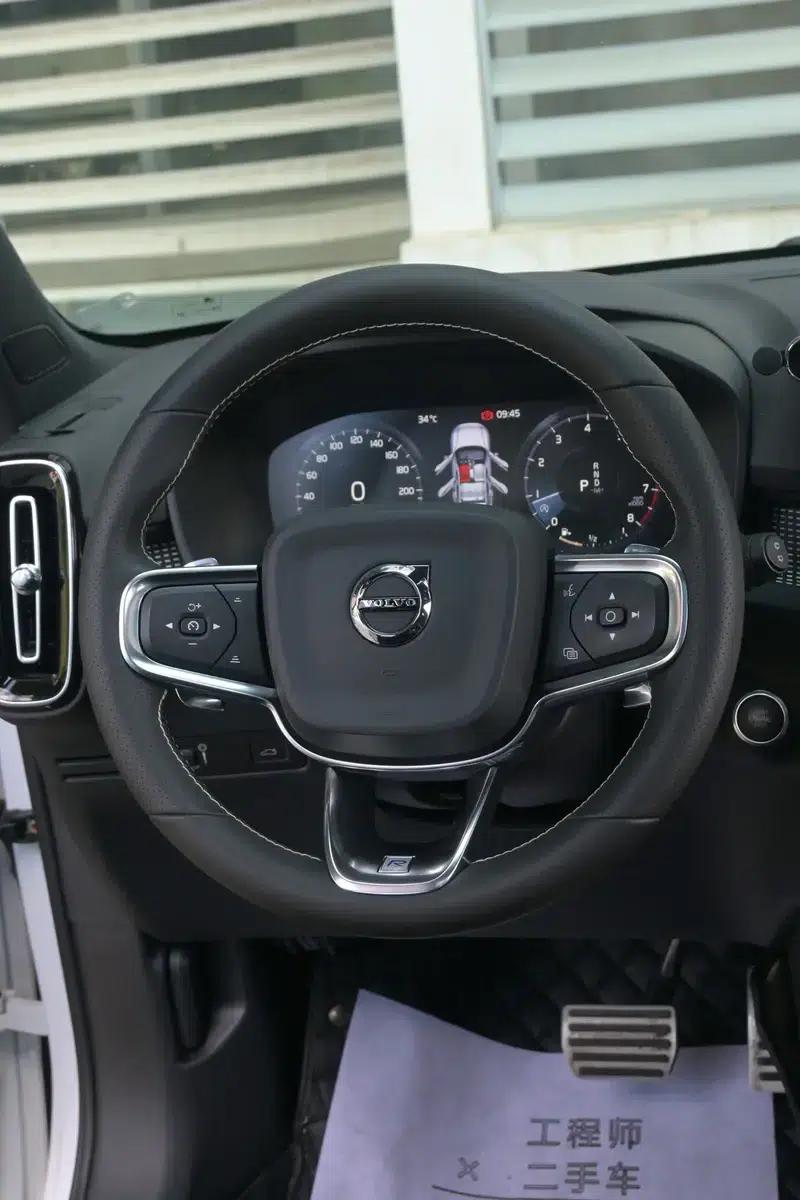 2020 Volvo XC40 T4 AWD Inscription Sport Edition — миниатюра 14