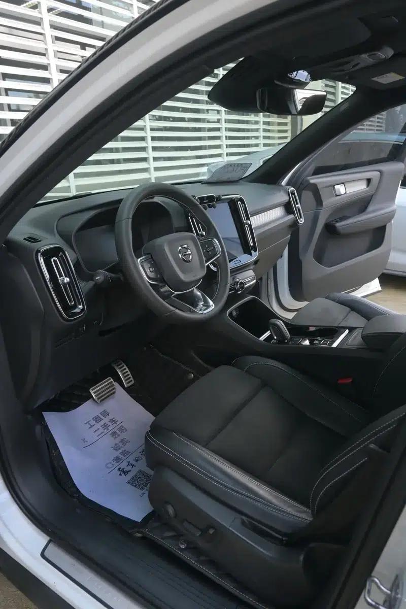 2020 Volvo XC40 T4 AWD Inscription Sport Edition — миниатюра 15
