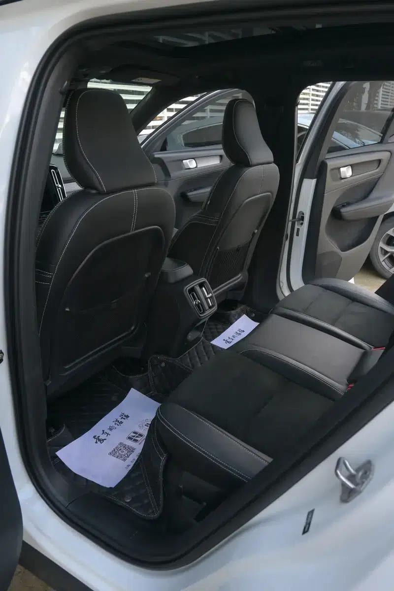 2020 Volvo XC40 T4 AWD Inscription Sport Edition — миниатюра 16