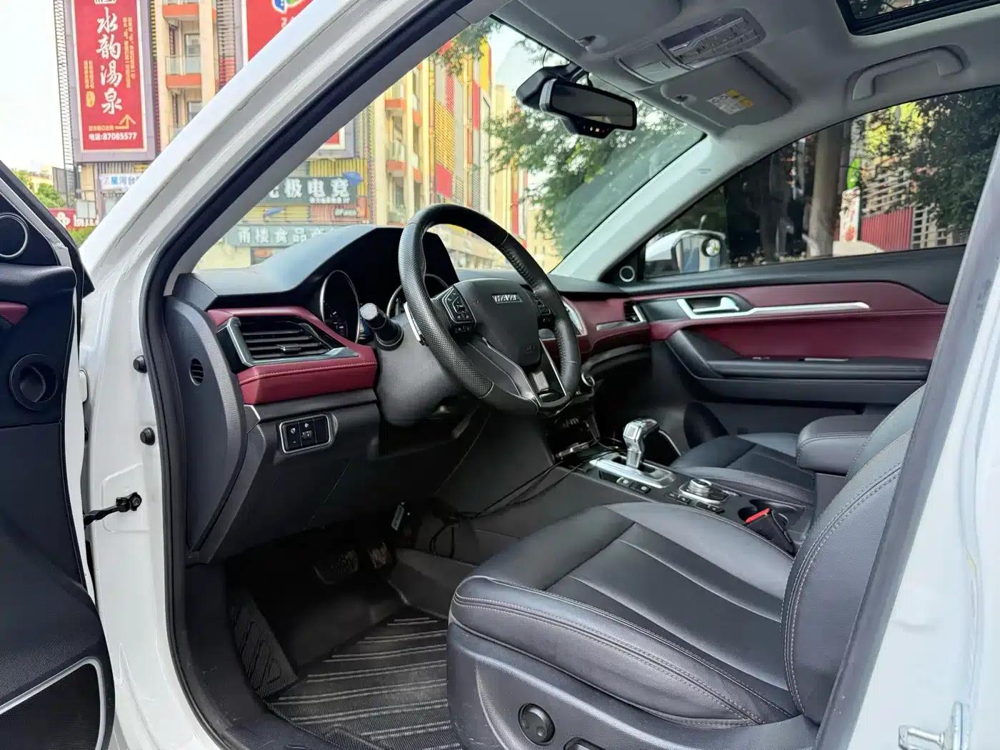 Haval H6 Coupe 2019 1.5T Automatic 2WD Super Luxury Intelligent Edition (National VI Emission Standard) — миниатюра 4