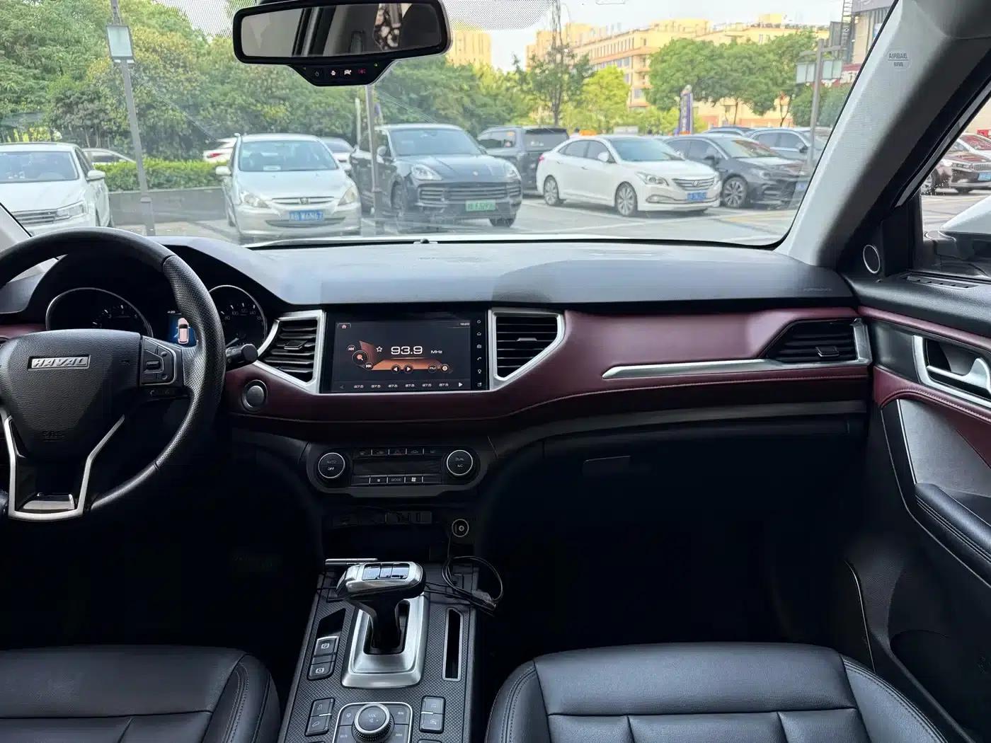 Haval H6 Coupe 2019 1.5T Automatic 2WD Super Luxury Intelligent Edition (National VI Emission Standard) — миниатюра 7