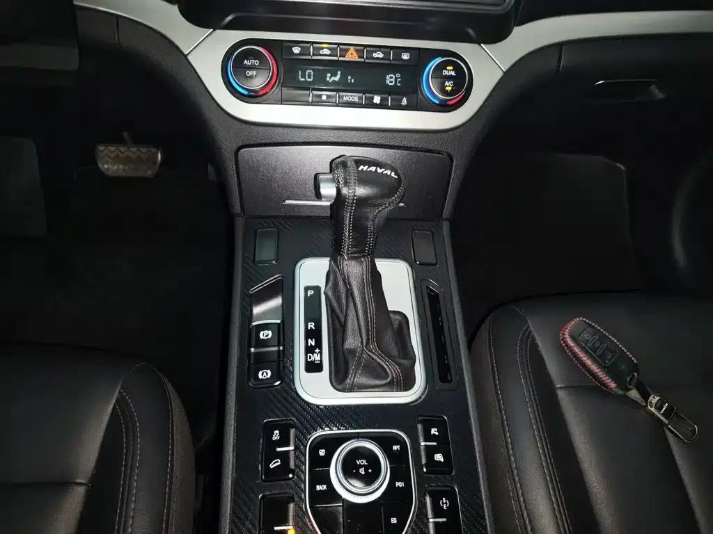 Haval H6 Coupe 2018 Blue Label 1.5T Automatic 2WD Super Luxury Edition — миниатюра 14