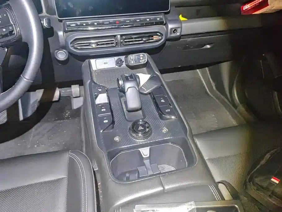 Haval Big Dog PLUS 2023 2.0T 2WD Trendy Wild Edition Plus — миниатюра 16