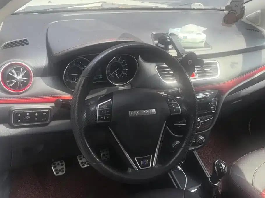Haval H1 2016 Facelift Blue Label 1.5L Manual Standard — миниатюра 12