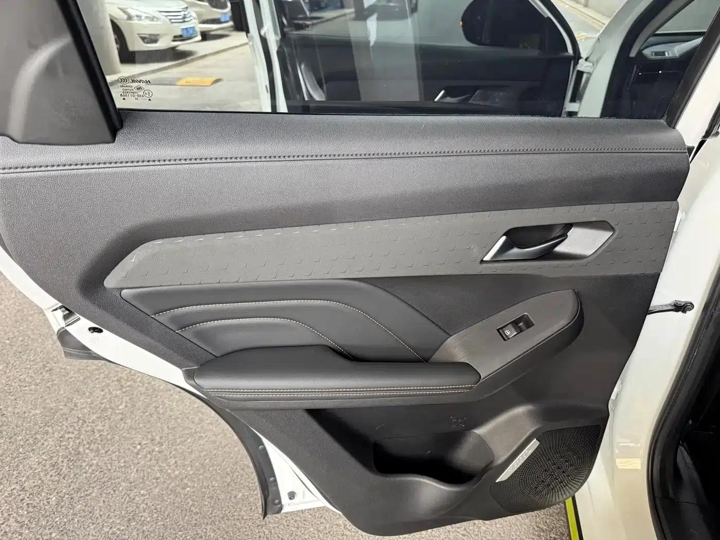 Haval Chitu 2022 Enjoy Edition 1.5T Brass Rabbit — миниатюра 13