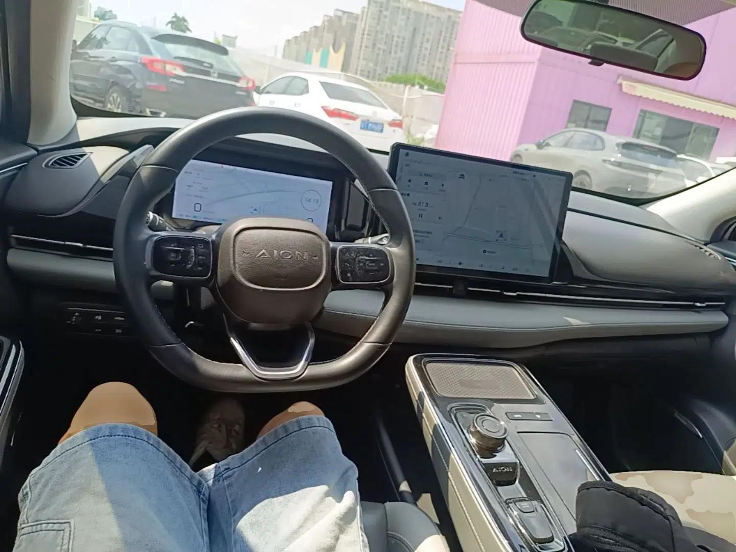 AION S Plus 2022 70 Intelligent Edition — миниатюра 12