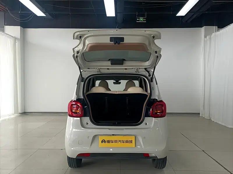 Wuling Hongguang MINIEV 2025 Model, 205km/h, Lithium Iron Phosphate, Four-Door Version, Premium+ Edition — миниатюра 20