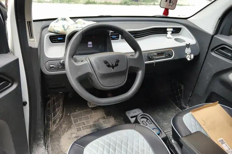 Wuling Hongguang MINIEV 2020 Model, Comfort Edition, Lithium Iron Phosphate — миниатюра 16