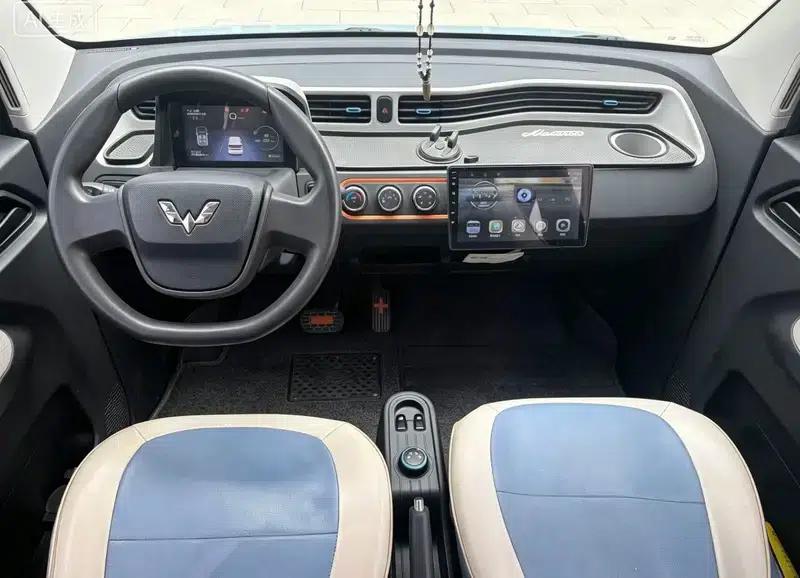 Wuling Hongguang MINIEV 2020 Model, Comfort Edition, Lithium Iron Phosphate — миниатюра 8