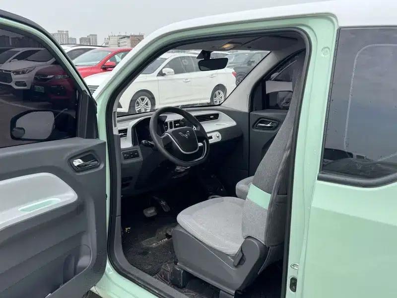 Wuling Hongguang MINIEV 2021 Macaron Fashion Edition (Lithium Iron Phosphate) — миниатюра 10