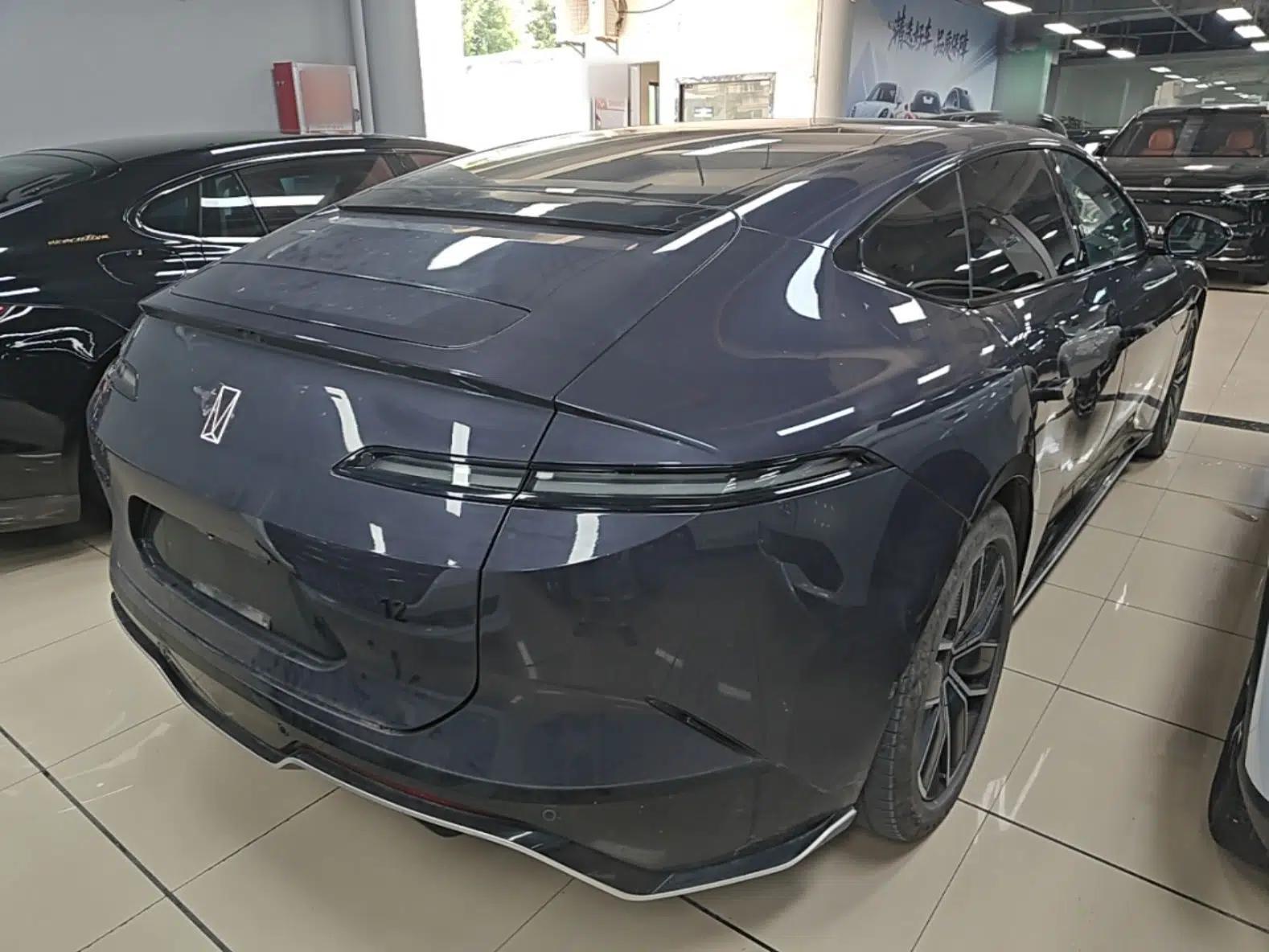 Avatr 12 2024 700 Three-Laser Rear-Wheel Drive Luxury Edition — миниатюра 6