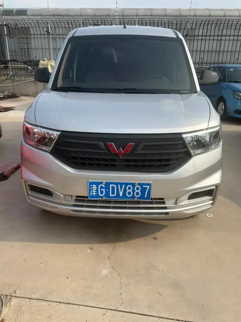 Wuling Hongguang V 2022 1.5L Sporty Edition with Electric Power Assist — миниатюра 2