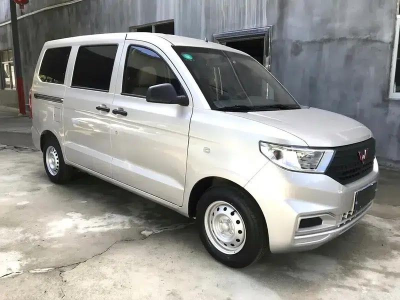 Wuling Hongguang V 2022 1.5L Sporty Edition with Hydraulic Power Steering — миниатюра 3