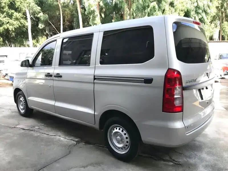 Wuling Hongguang V 2022 1.5L Sporty Edition with Hydraulic Power Steering — миниатюра 4