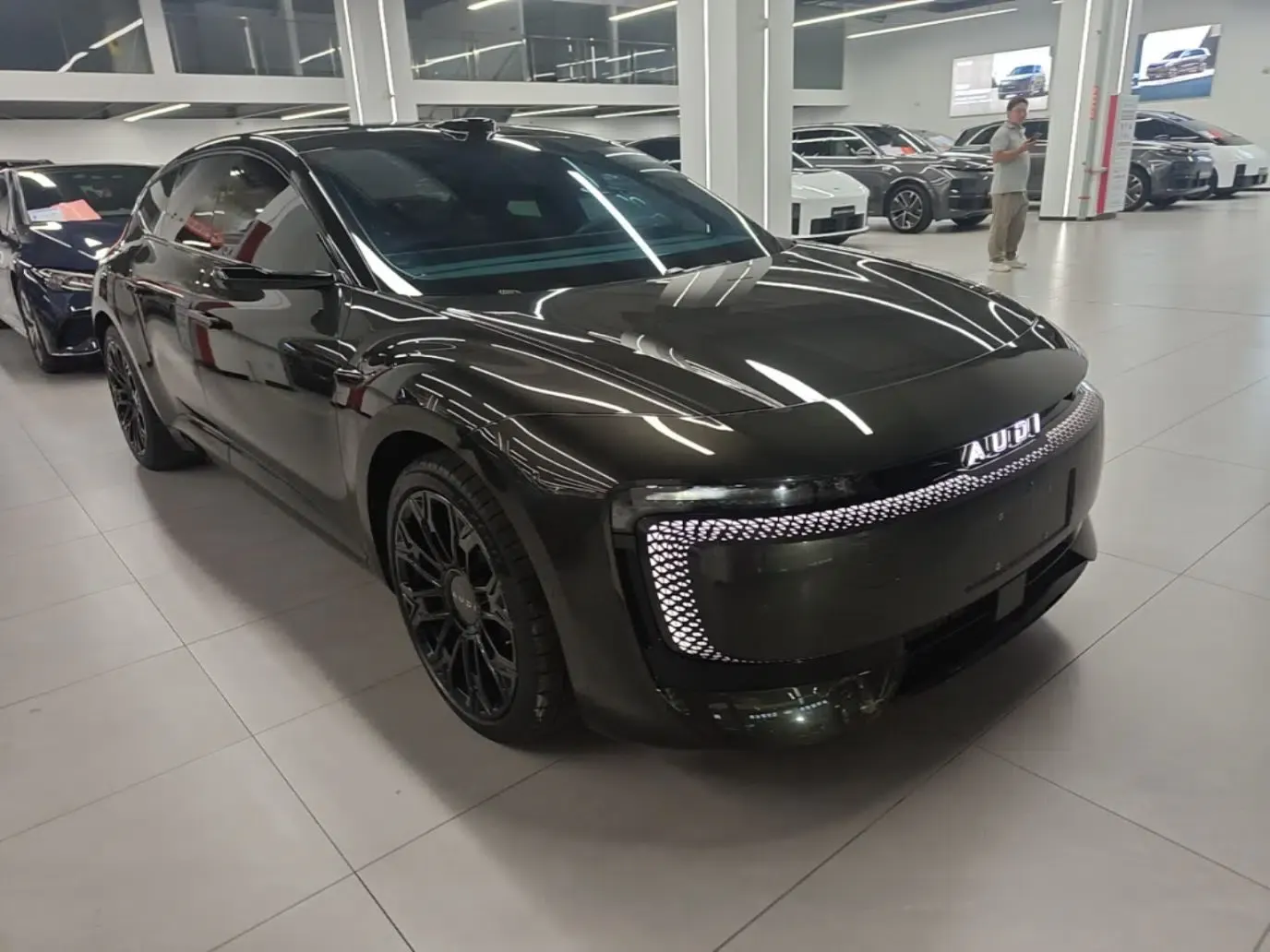 Audi E5 Sportback 2026 Designated Performance Quattro Model — миниатюра 3