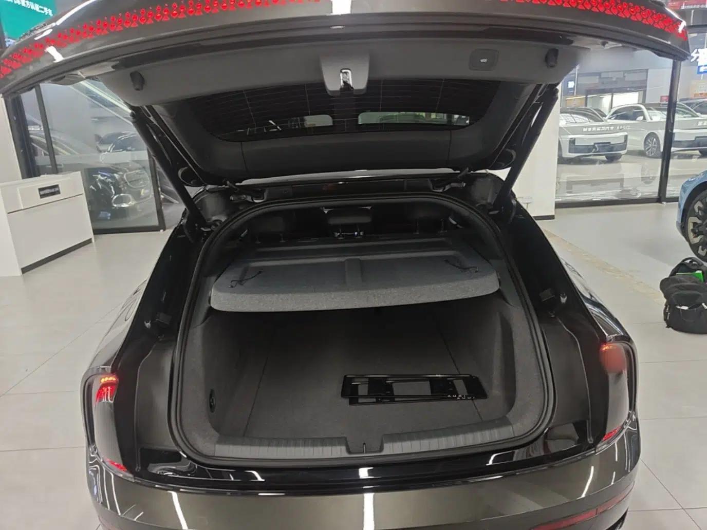 Audi E5 Sportback 2026 Designated Performance Quattro Model — миниатюра 22