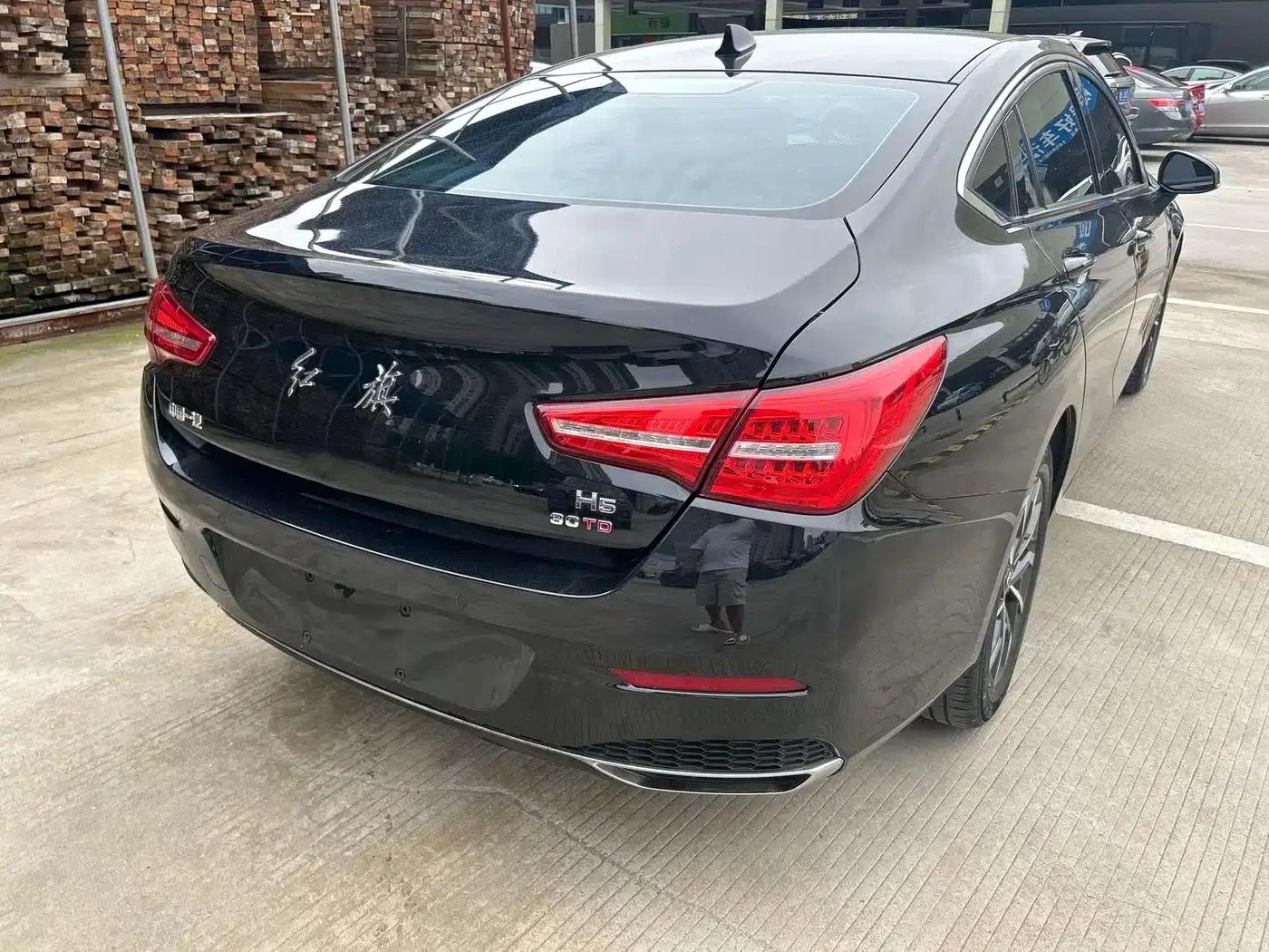 Hongqi H5 2020 1.5T DCT Flagship Edition — миниатюра 12