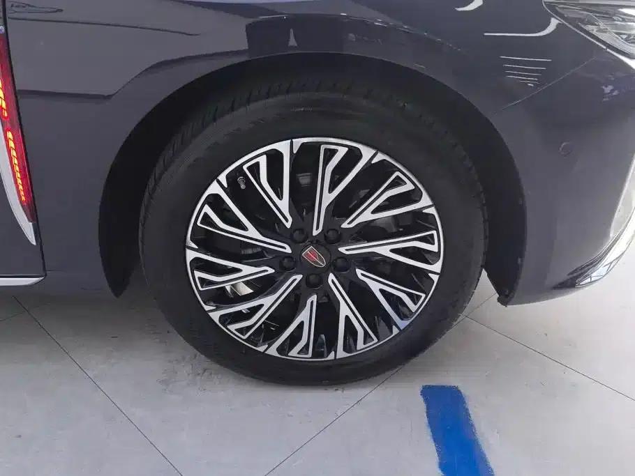 Hongqi H5 2024 2.0T Automatic Intelligent Flagship Edition — миниатюра 6