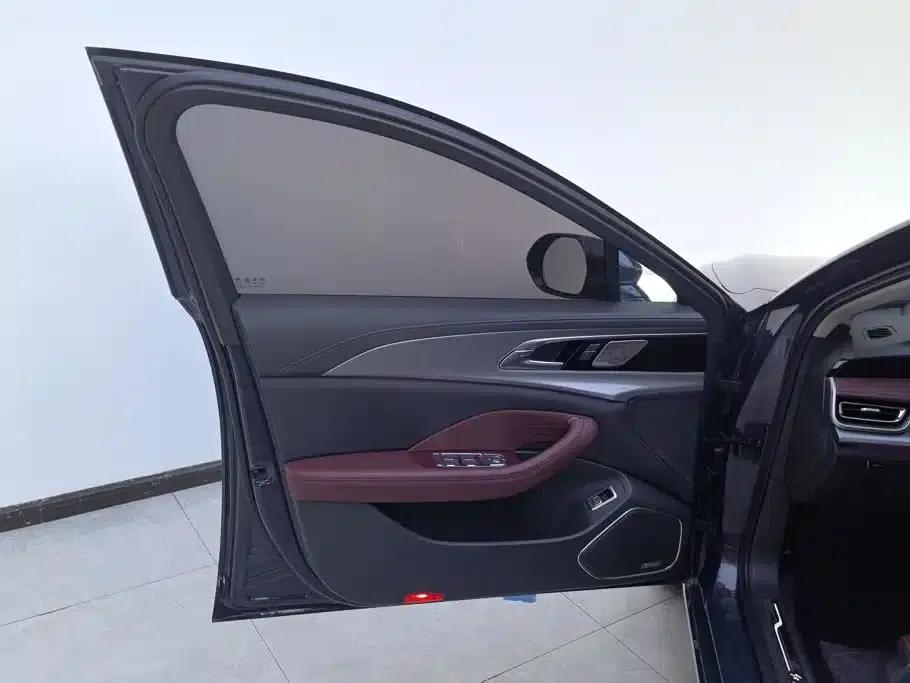 Hongqi H5 2024 2.0T Automatic Intelligent Flagship Edition — миниатюра 7