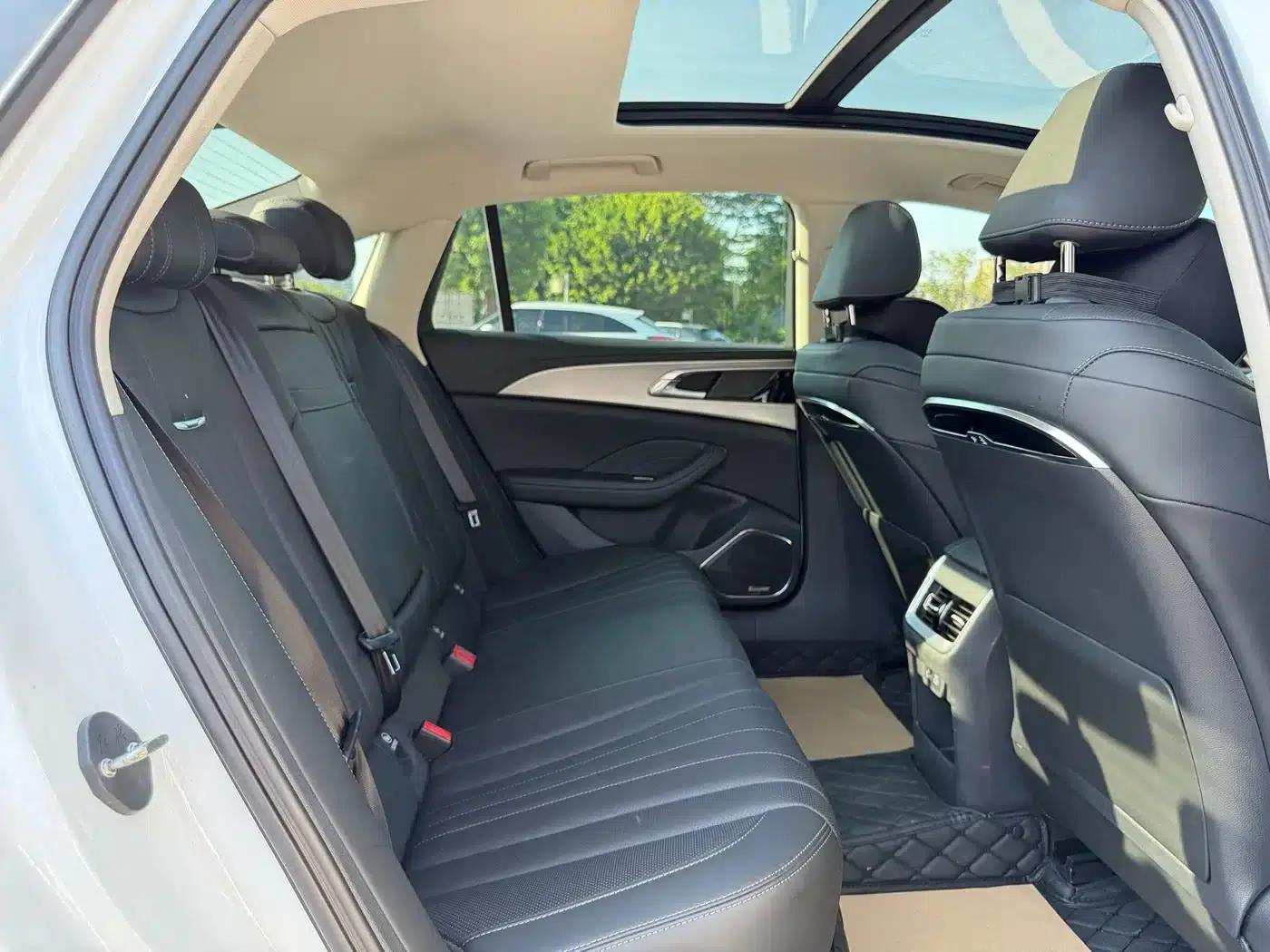 Hongqi H5 2023 1.5T DCT Intelligent Flagship Edition — миниатюра 16