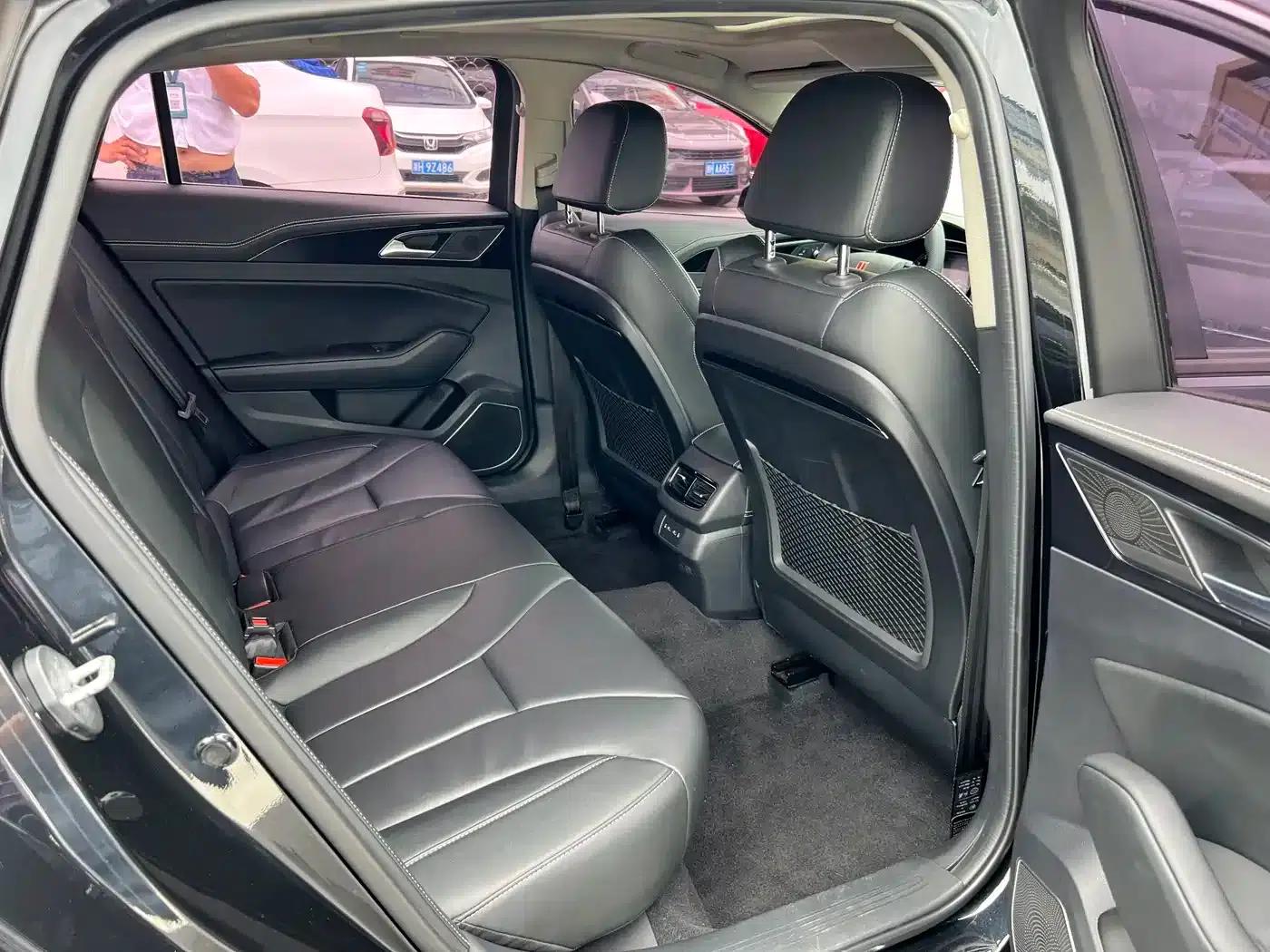 Hongqi H5 2019 30TD Dynamic Edition — миниатюра 12