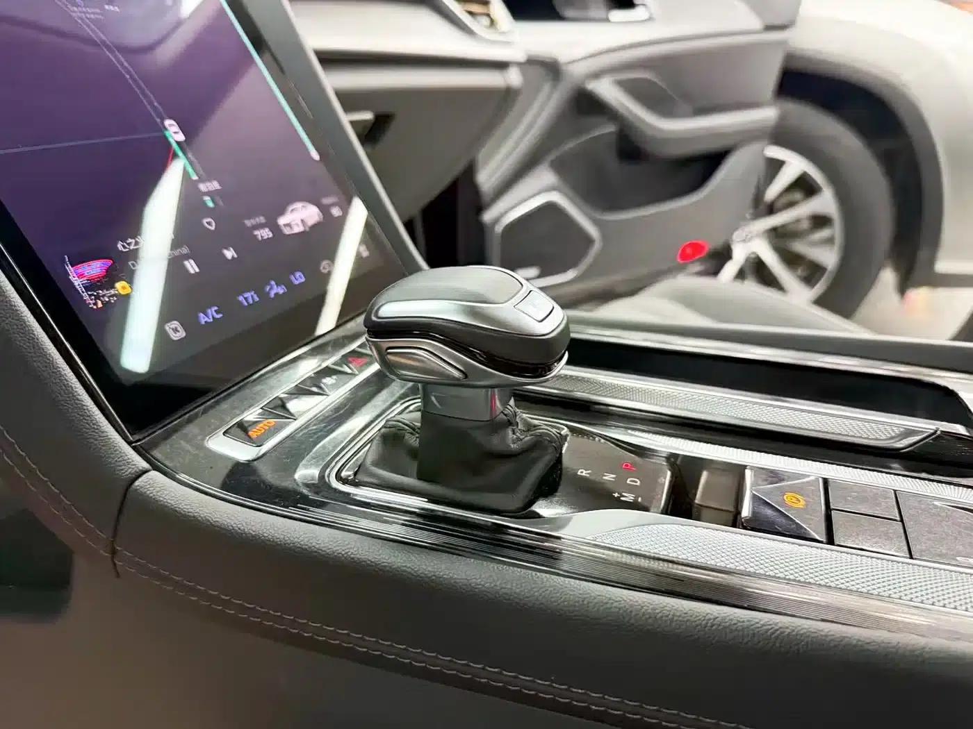 Hongqi H5 2024 1.5T DCT Intelligent Flagship Edition — миниатюра 12