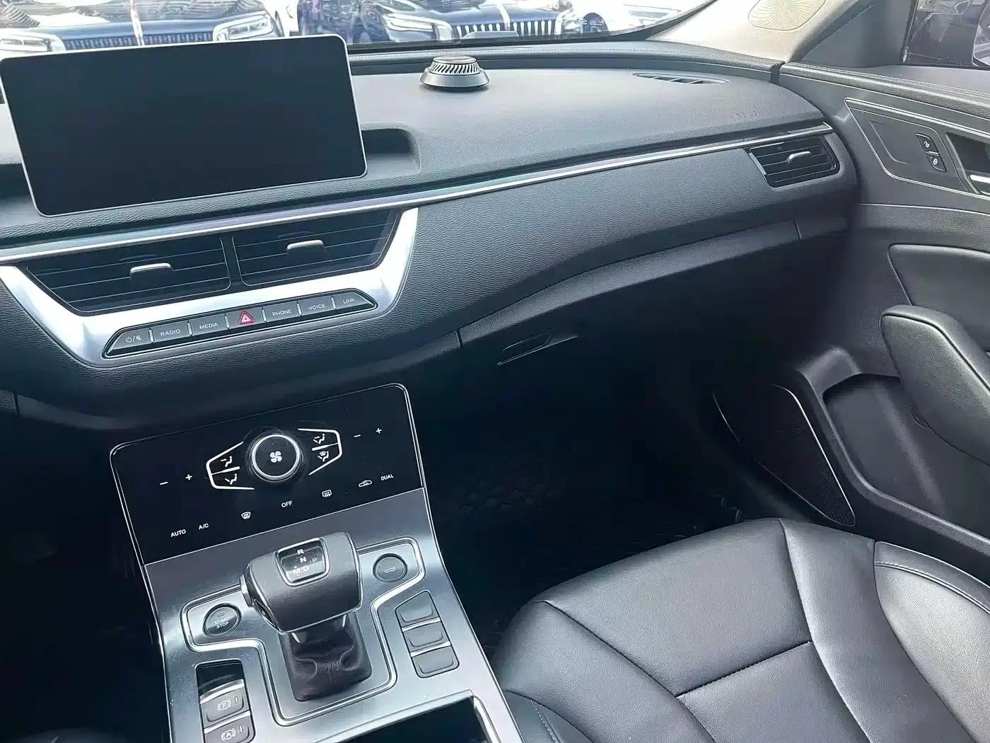 Hongqi H5 2020 1.8T Automatic Intelligent Flagship Edition — миниатюра 8